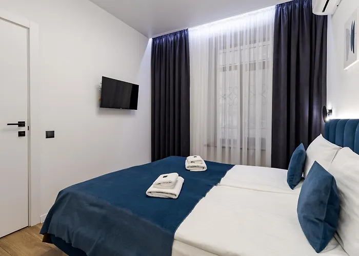 Demar Star إلفيف