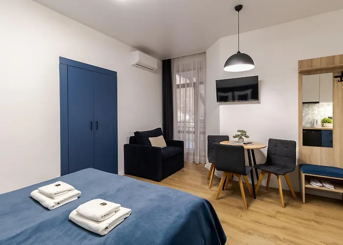 Demar Star Апартаменти *