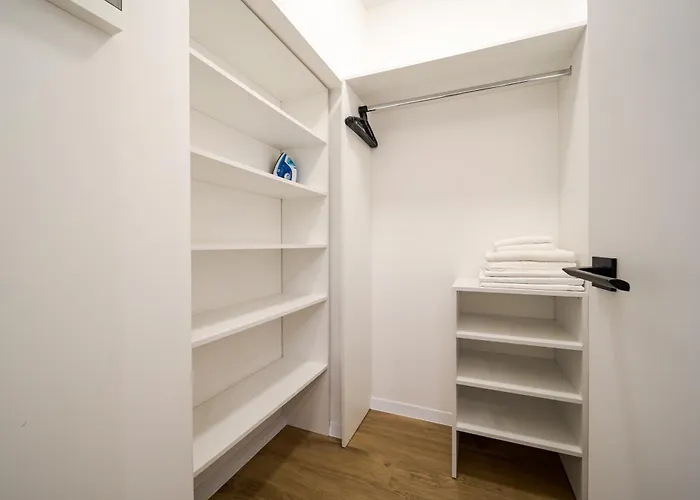 Demar Star Апартаменти *